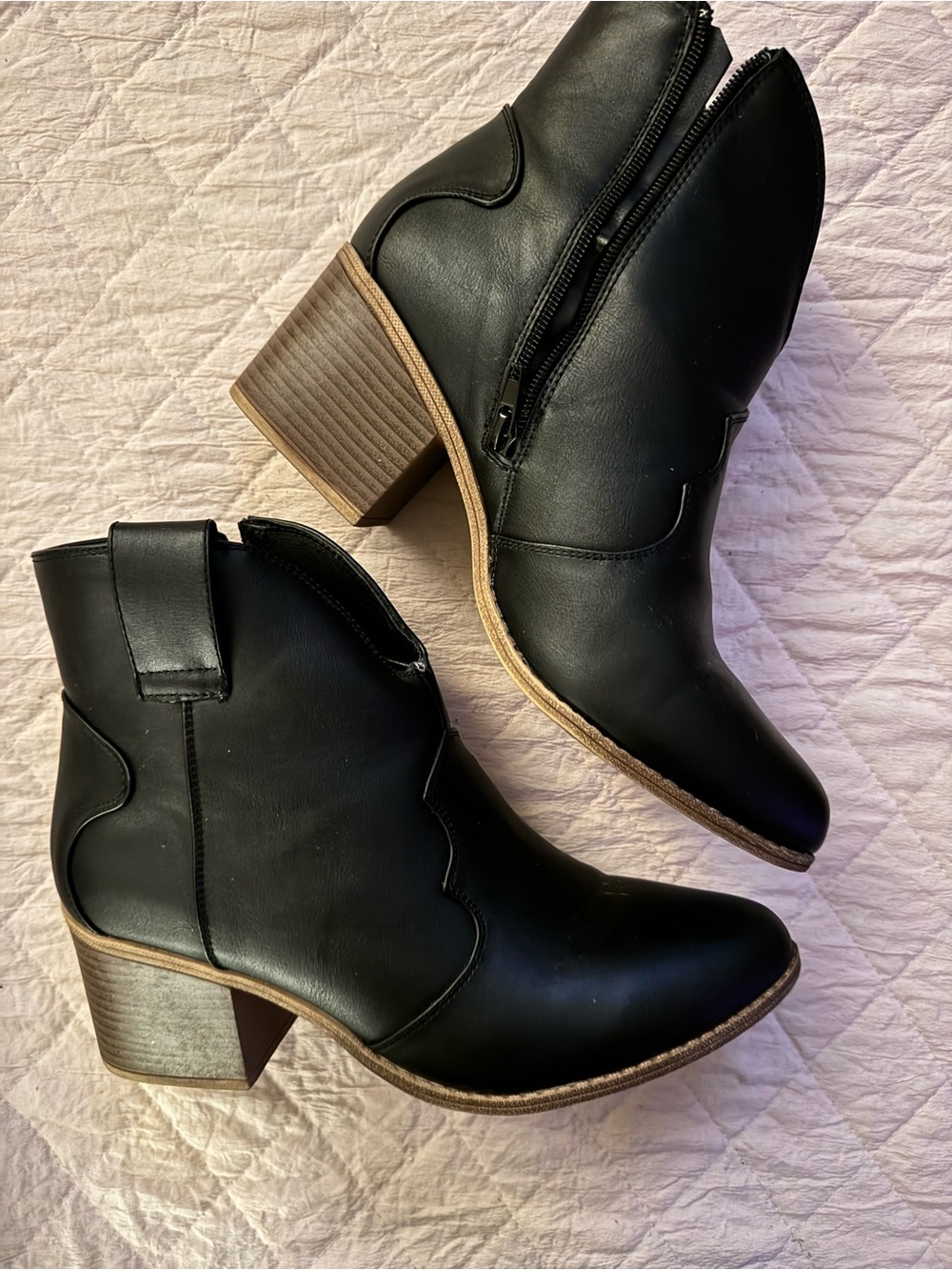 Sugar Black Ankle Western Booties - Women